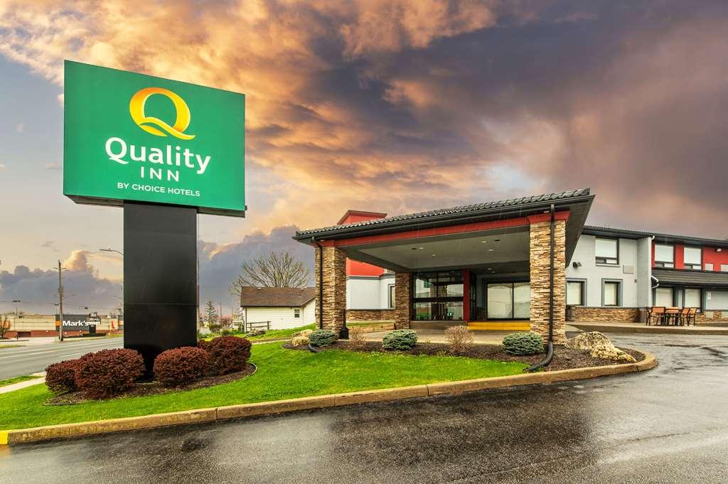 Quality Inn Leamington Exteriör bild