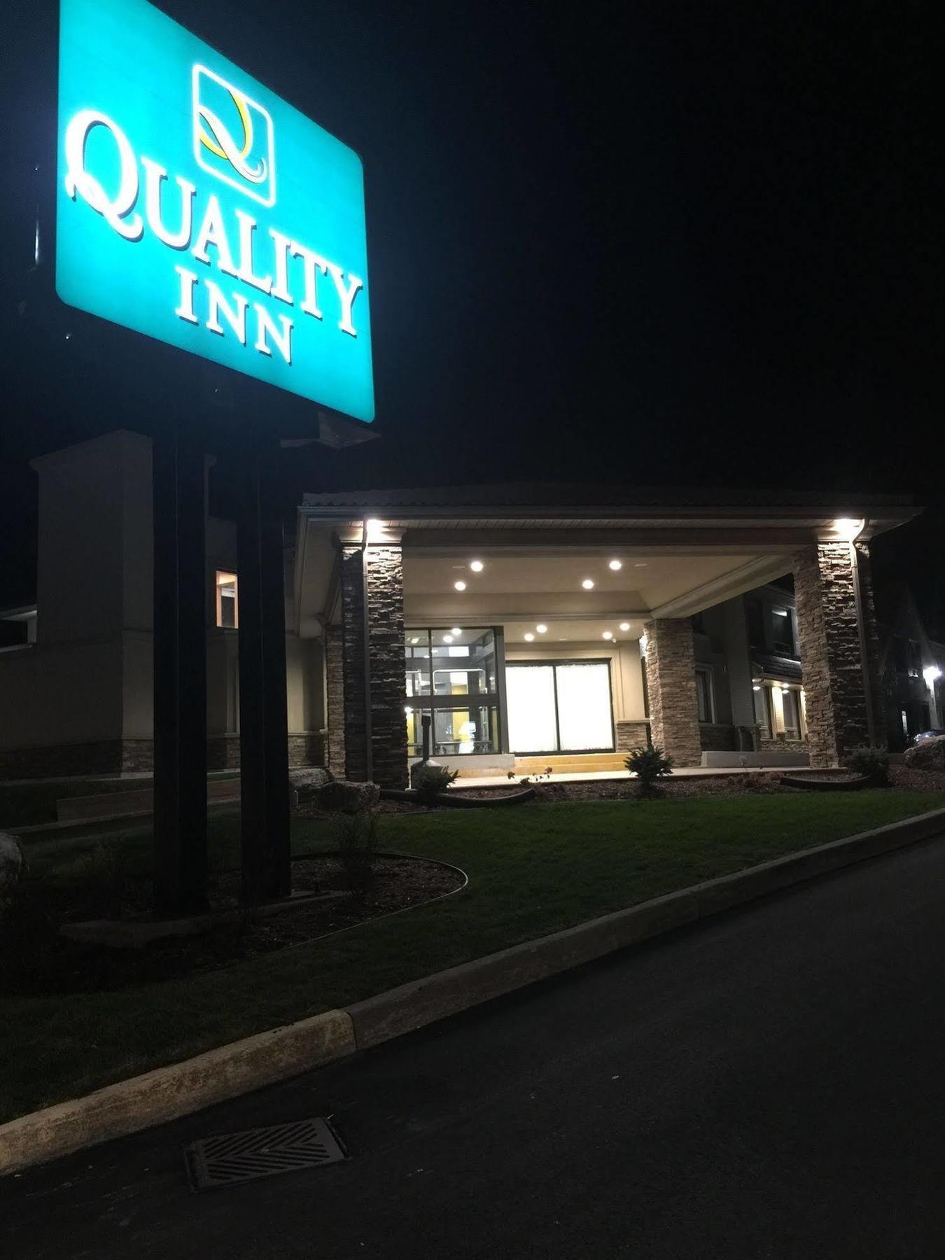 Quality Inn Leamington Exteriör bild